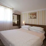 Gudelj Трогир