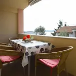 Gudelj Apartment Trogir